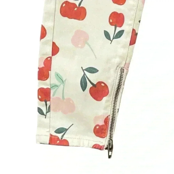 BLANKNYC The Bond Mid-Rise Skinny Jeans  25 Off White  Artsy Cherry Print NWT - Picture 10 of 13
